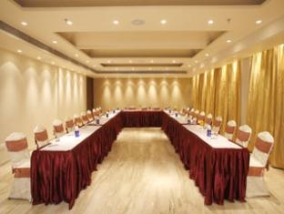 Godwin Hotel Meerut Exterior photo